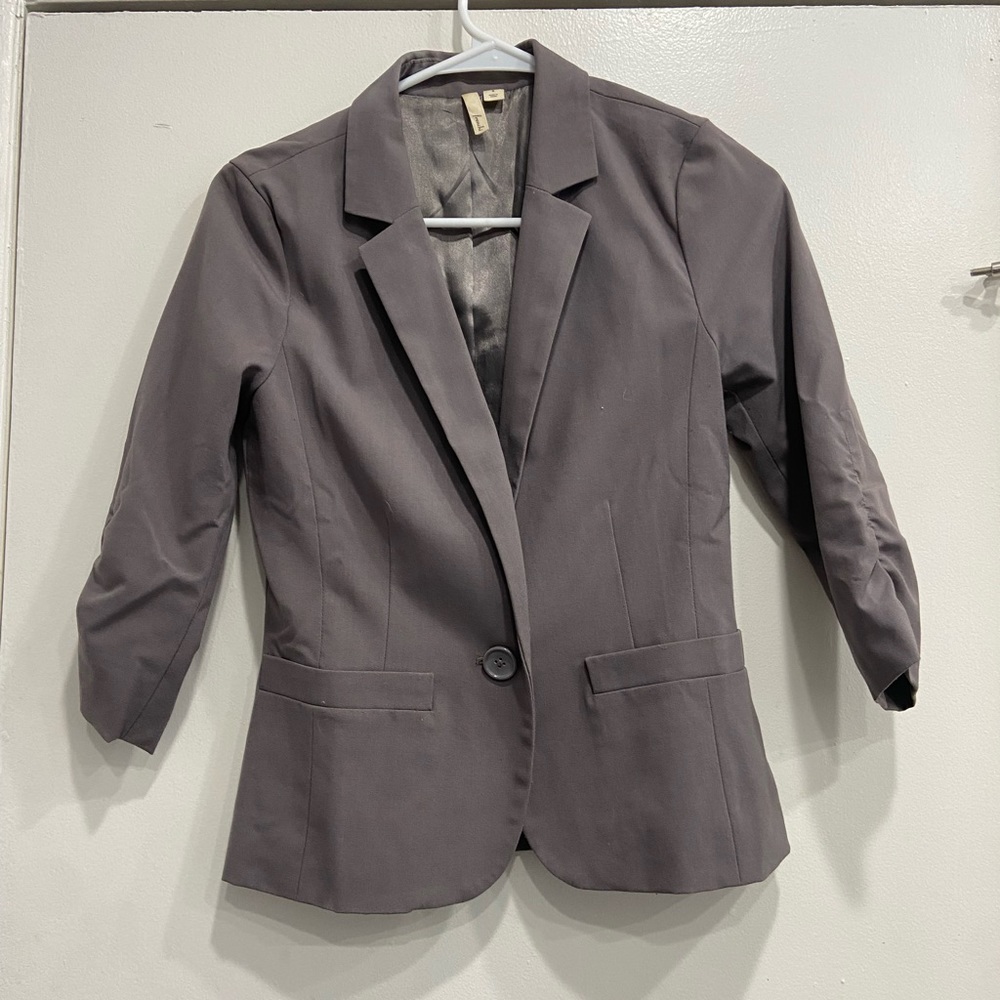 Blazer with ruched 3/4 sleeves